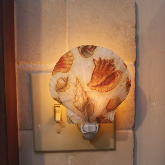 Sea Shell Night Light with Shell Print - Picture 2 of 3